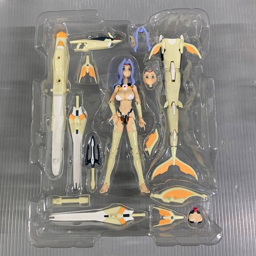 (未使用･未開封品)　武装神姫　イーアネイラ sdt40b8 Amazon.co.jp: 武装神姫 イーアネイラ 電撃ホビーマガジン
